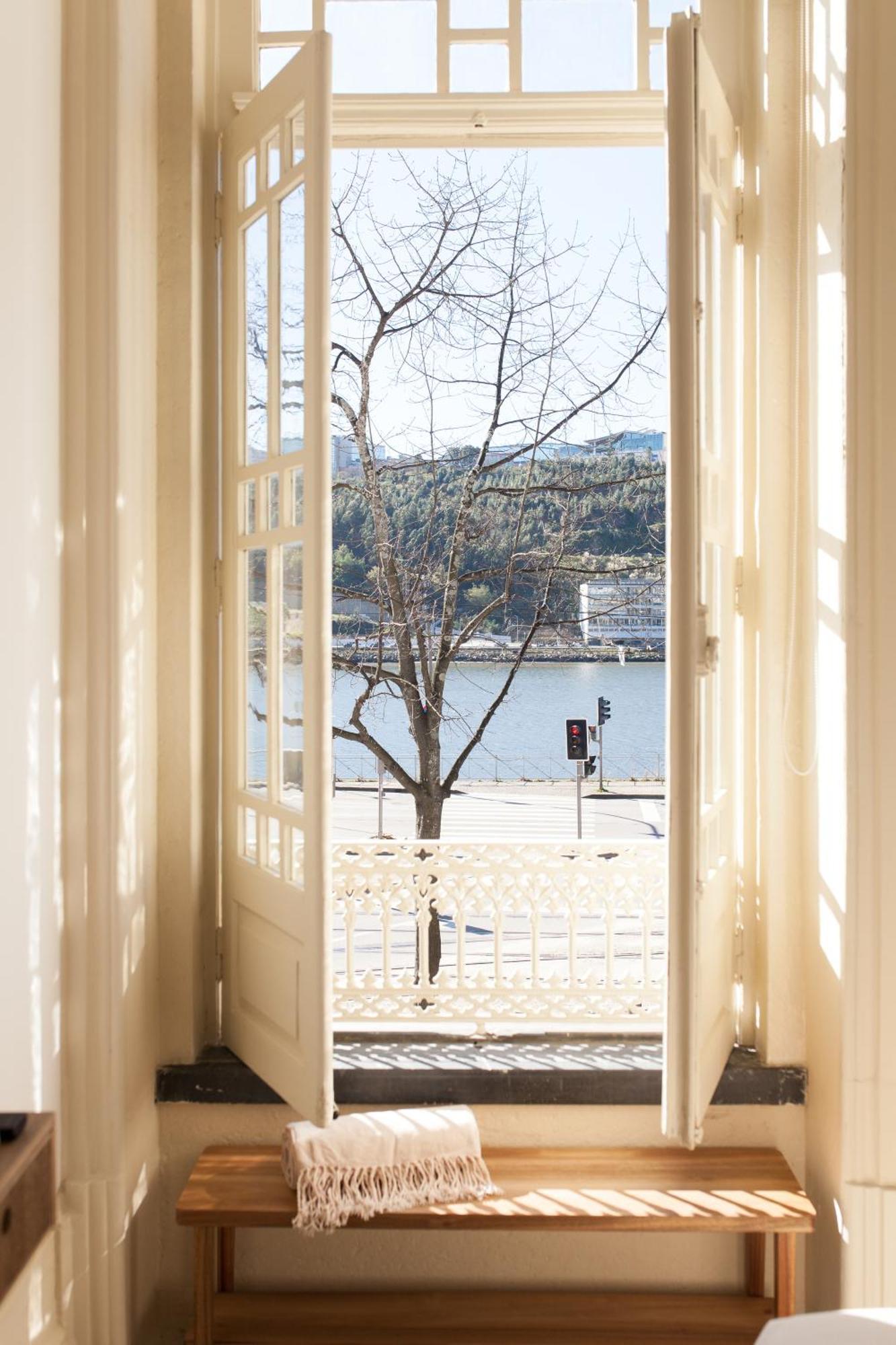 Viva Alameda Suites - River Guest House Porto Eksteriør billede